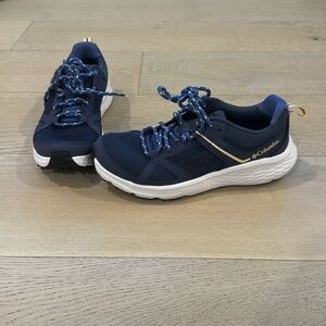 Columbia Novo-Trail Hiking / Walking Shoes